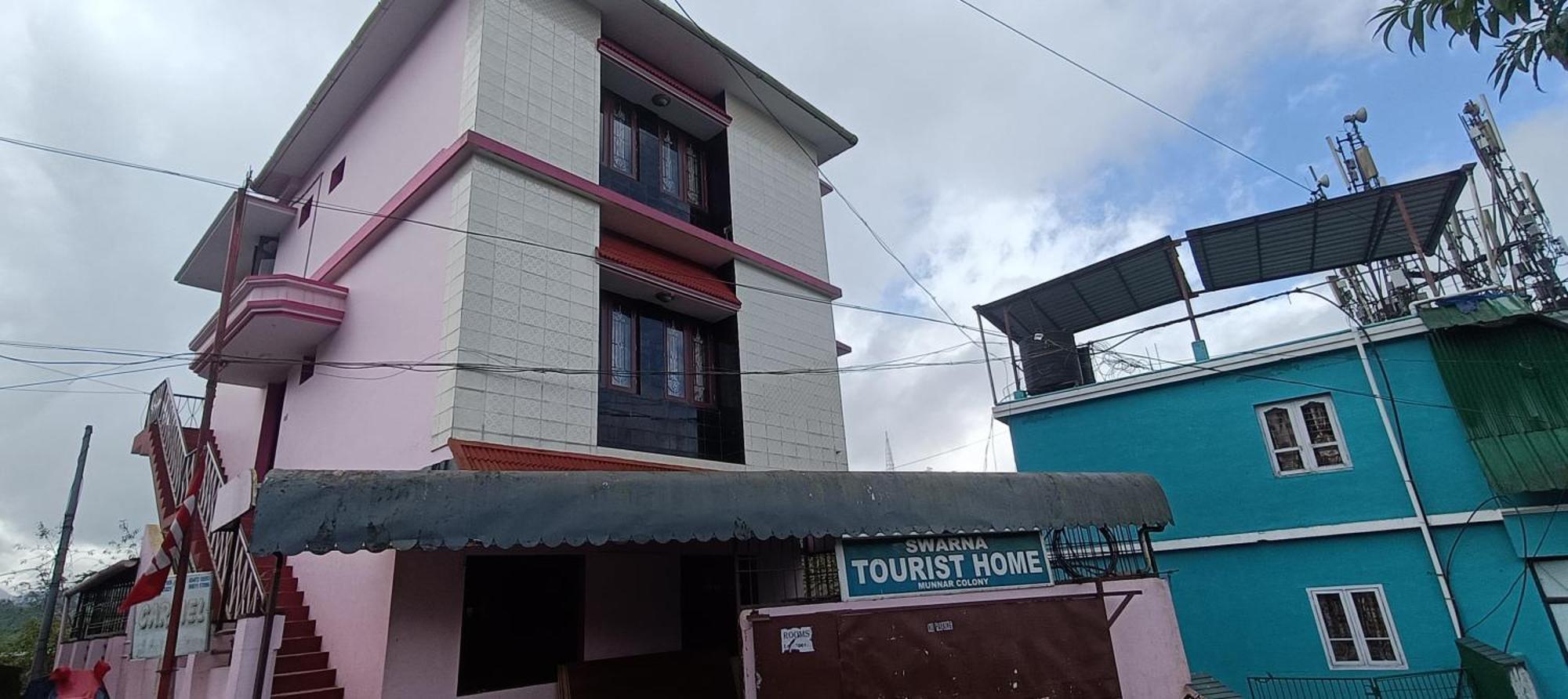 Swarna Tourist Home Munnar Εξωτερικό φωτογραφία