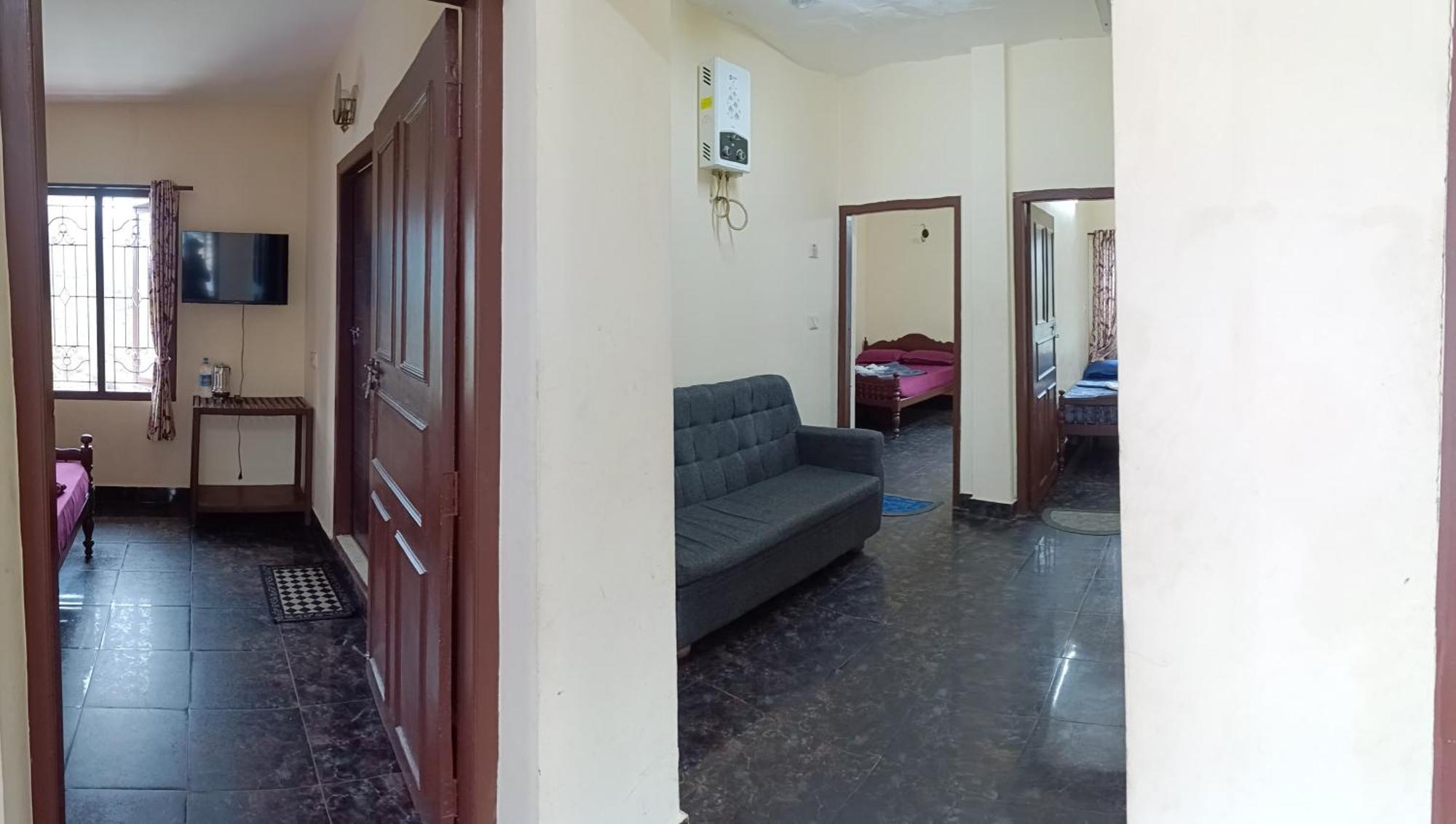 Swarna Tourist Home Munnar Εξωτερικό φωτογραφία