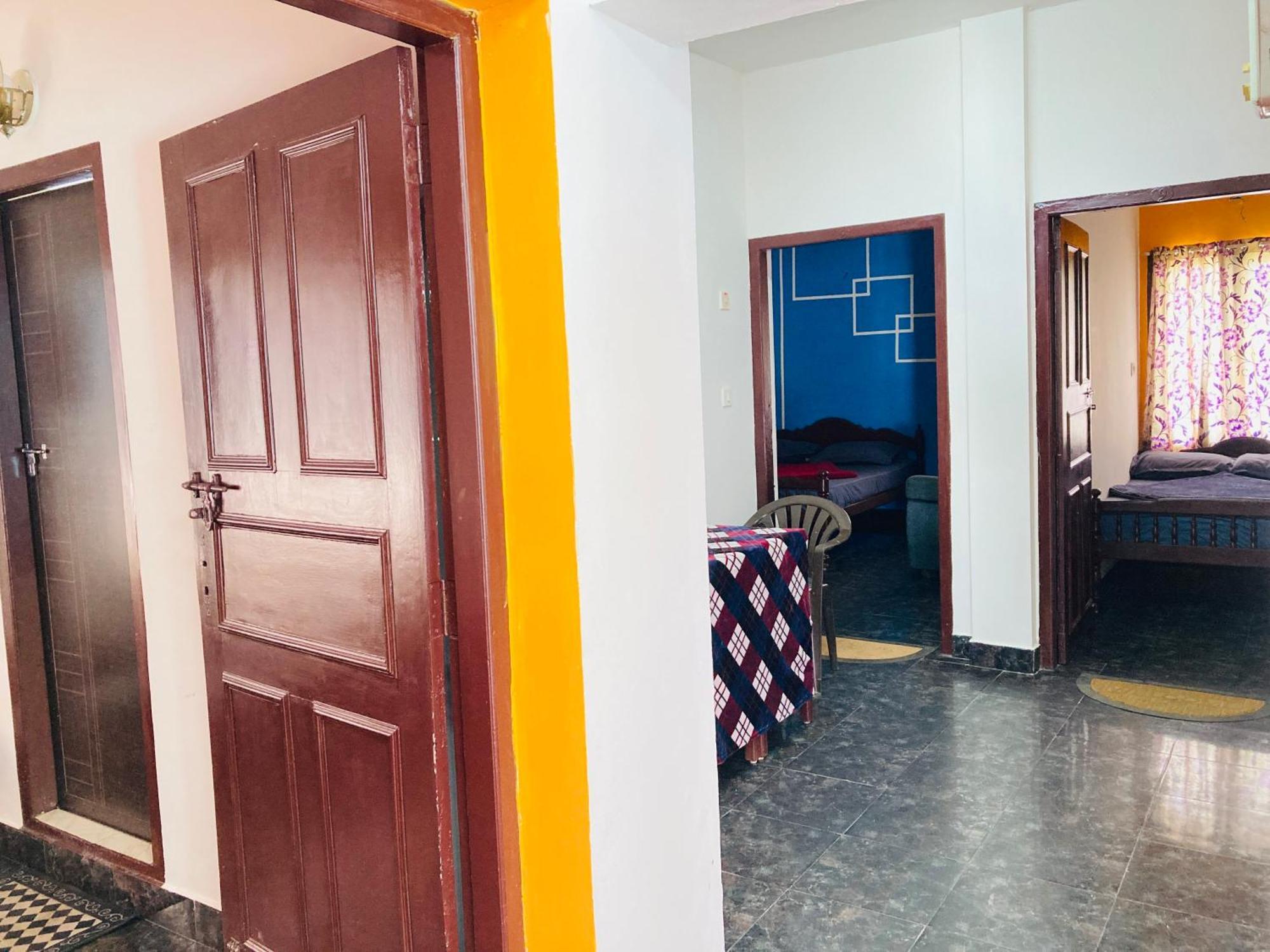Swarna Tourist Home Munnar Εξωτερικό φωτογραφία